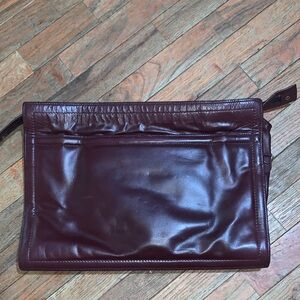 Elegant Burgundy Leather Men's Briefcase